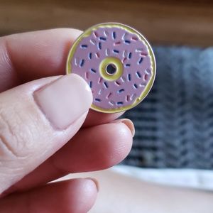 Donut Enamel Pin 🍩